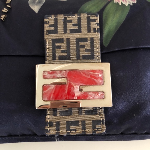 Vintage Fendi Baguette - Hand Painted! - Picture 3 of 8